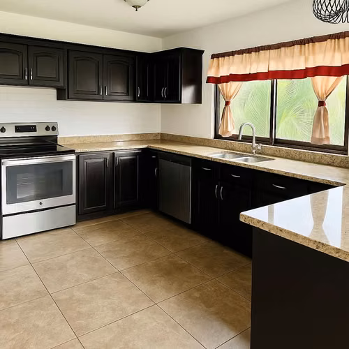Venta de Casa en las montañas de San Rafael de Heredia
