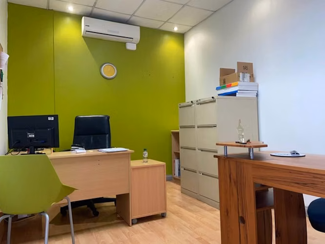 ALQUILER DE EDIFICIO PARA OFICINAS - SABANA OESTE