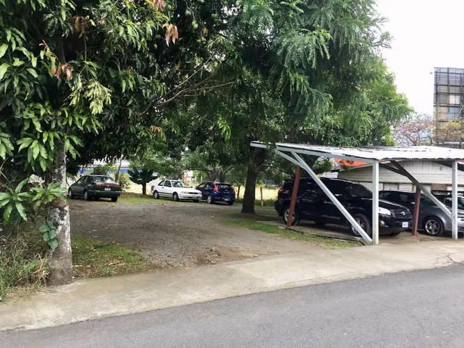 ALQUILER DE LOCAL COMERCIAL EN SAN RAFAEL DE ESCAZU