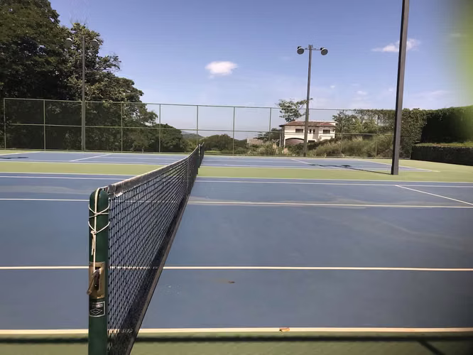 VENTA DE CASA ESPECTACULAR EN LA GUÁCIMA-HACIENDA ESPAVEL