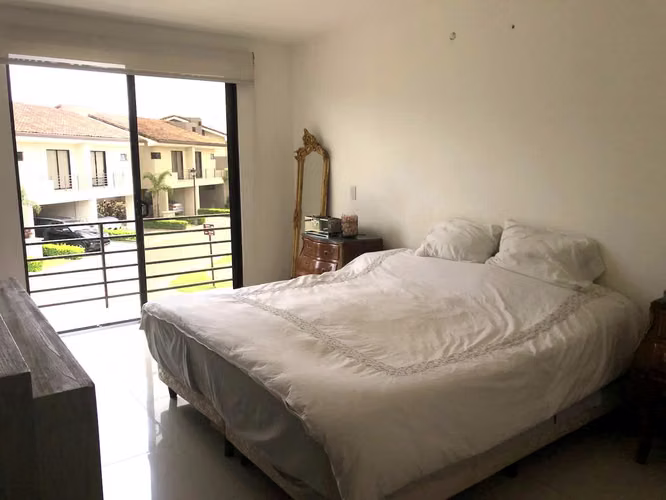 VENTA DE CASA EN CONDOMINIO - BRASIL-SANTA ANA - Imagen 7