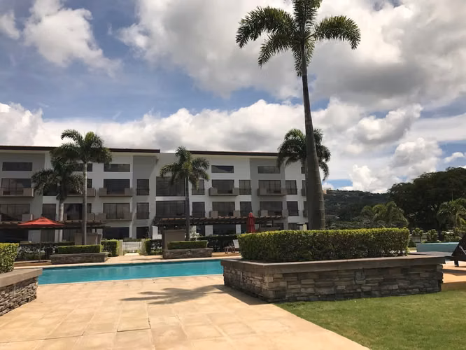 CASA PARA INVERSION EN CONDOMINIO PARQUES DEL SOL-BRASIL