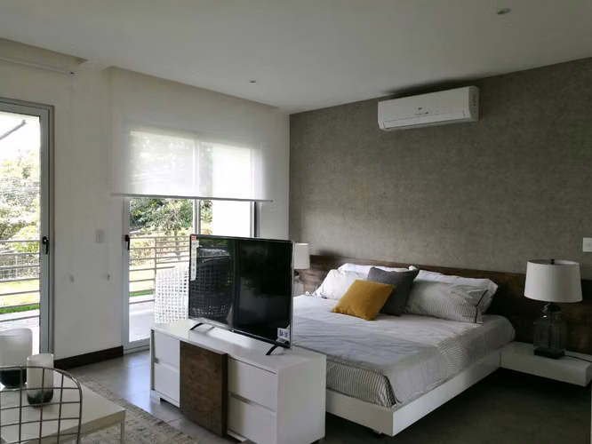 APARTAMENTOS NUEVOS  TIPO ESTUDIO, DE 1 Y 2 DORMITORIOS-POZOS, SANTA ANA
