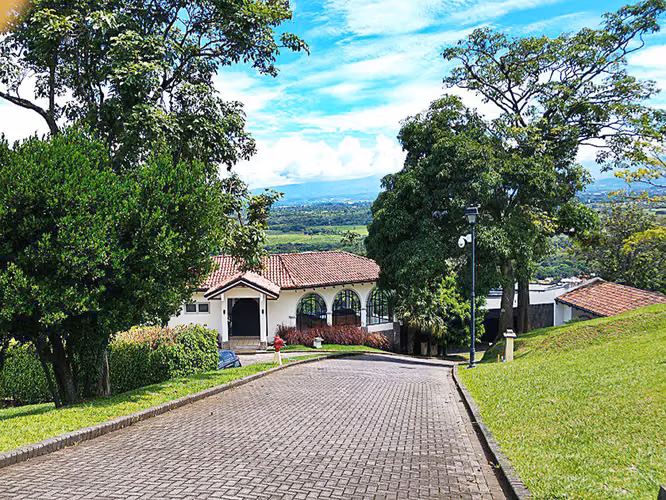 VENTA DE LOTE RESIDENCIAL EN CIUDAD COLÓN-CONDOMINIO ALTAMIRA - Imagen 3