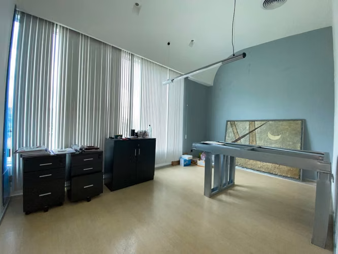OFICINAS EN EDIFICIO - SANTA ANA - Imagen 18