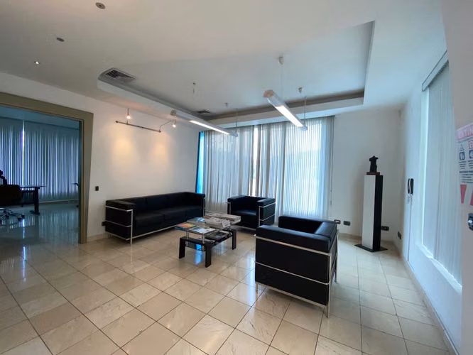 OFICINAS EN EDIFICIO - SANTA ANA - Imagen 14