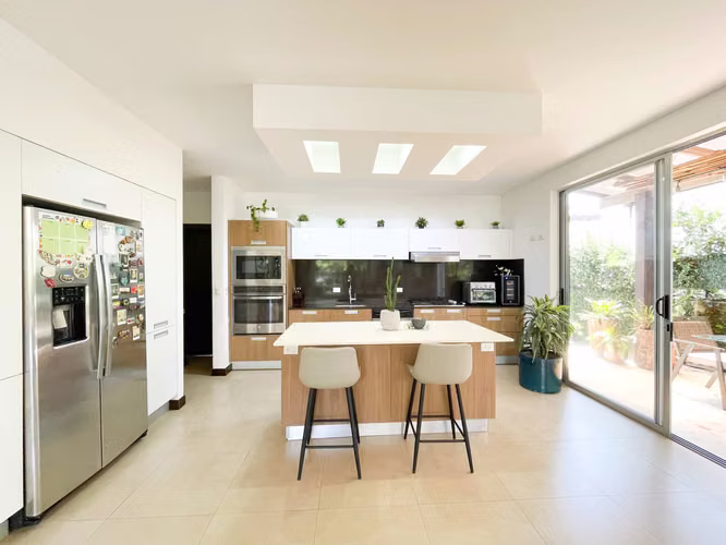 Venta de casa en condominio en Piedades de Santa Ana