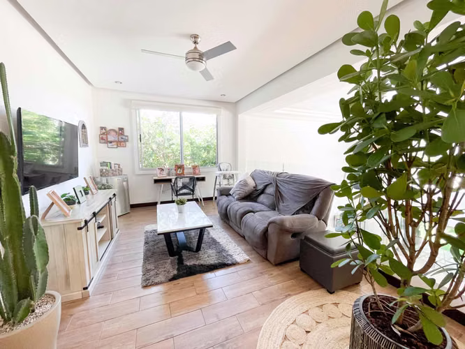 Venta de casa en condominio en Piedades de Santa Ana