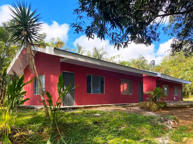 Se vende Terreno en Jacó, Garabito, Puntarenas (MV).