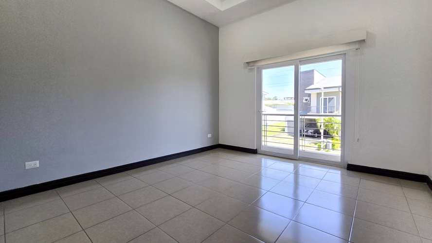 Alquiler de casa ubicada en Escazú