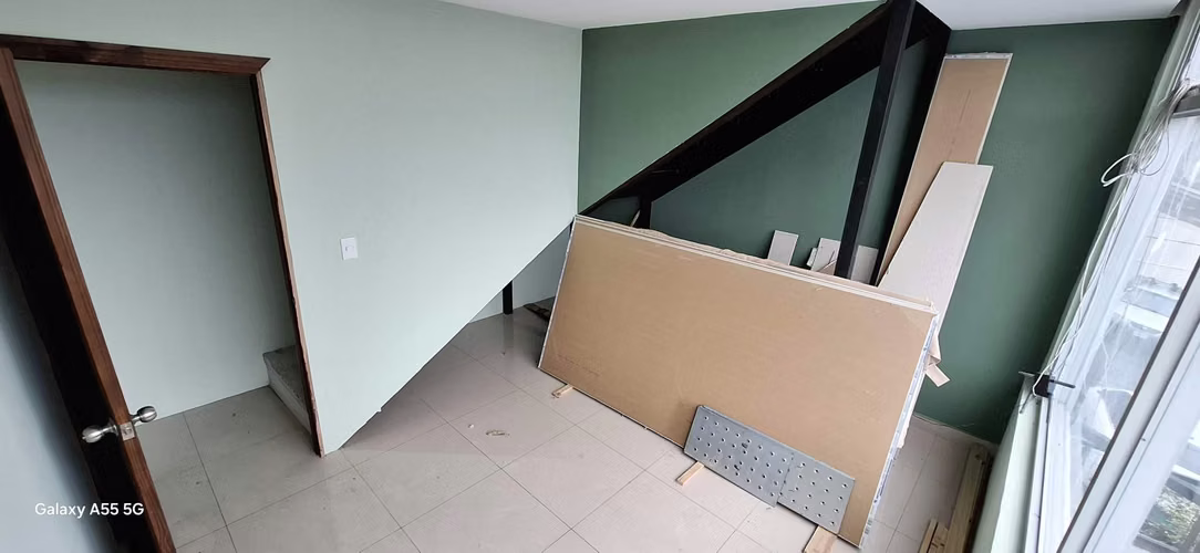 Excelente Edificio, ofi-bodega, consultorio, local, oficinas, bodega o almacenamiento