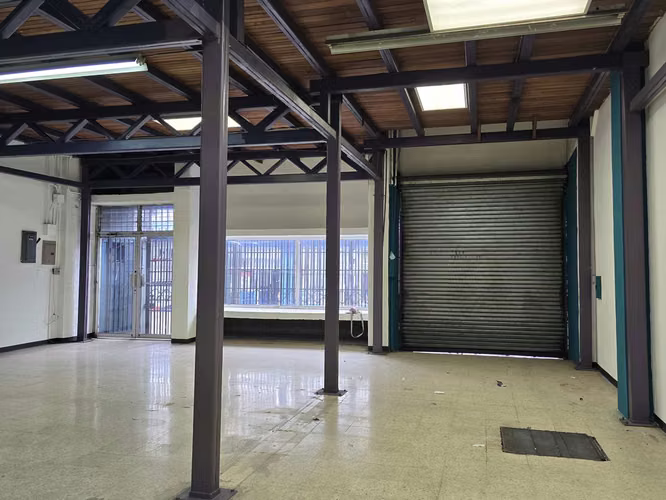 VENTA ALQUILER  EDIFICIO/BODEGA AVENIDA 10, CALLE CENTRAL Y 1a. SAN JOSE - Imagen 2