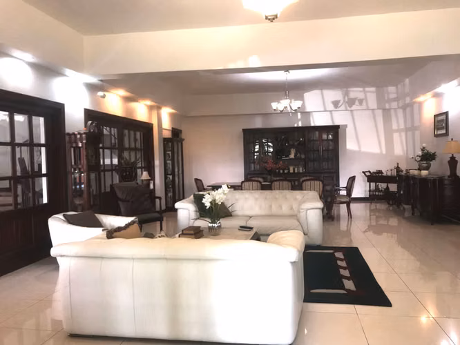 VENTA DE CASA INDEPENDIENTE EN SANTA ANA-BRASIL