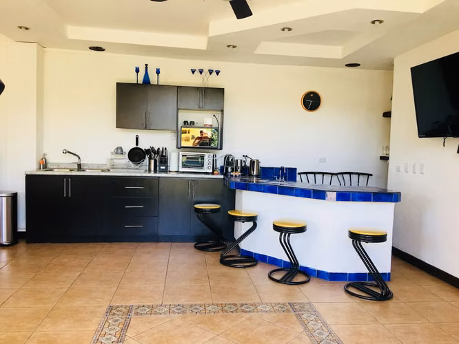 CASA INDEPENDIENTE EN POZOS DE SANTA ANA