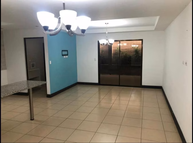 SE ALQUILA CASA EN CIUDAD COLÓN
