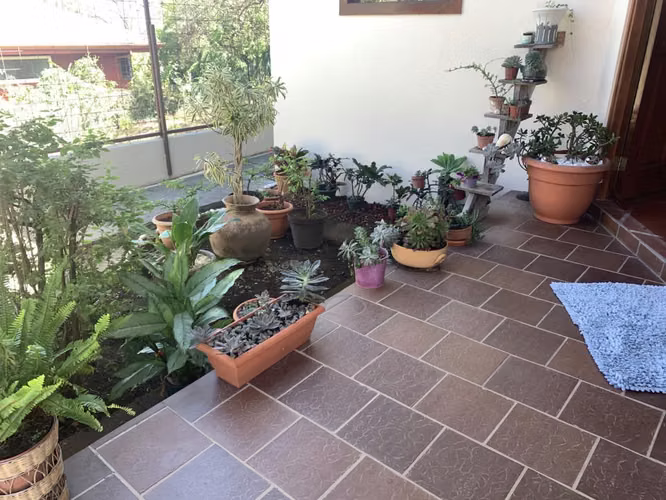VENTA DE CASA INDEPENDIENTE, MORA