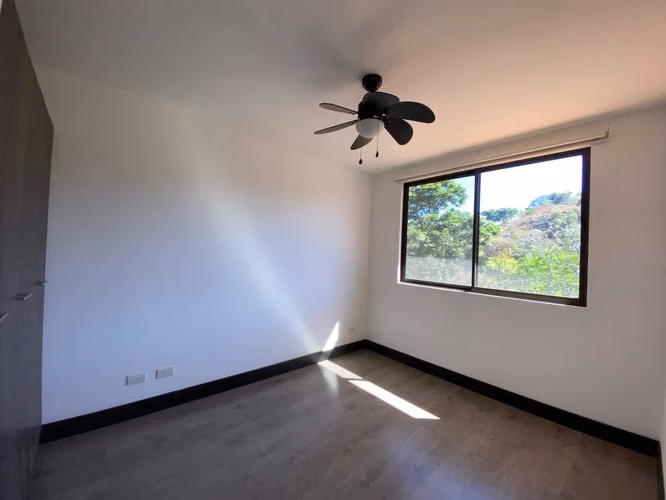 CASA EN VENTA EN CONDOMINIO -BRASIL DE SANTA ANA - PARA INVERSION - Imagen 10