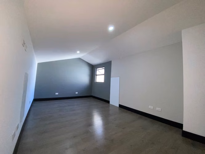 CASA EN VENTA EN CONDOMINIO -BRASIL DE SANTA ANA - PARA INVERSION - Imagen 12