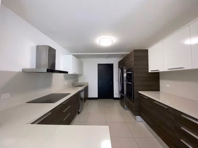 CASA EN VENTA EN CONDOMINIO -BRASIL DE SANTA ANA - PARA INVERSION - Imagen 2