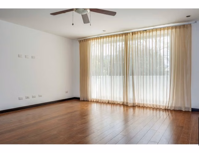 VENTA DE CASA EN CONDOMINIO EN SANTA ANA - Imagen 12