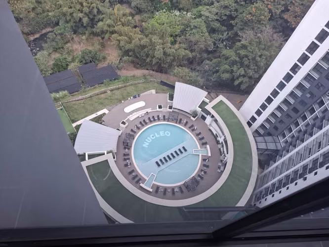 Alquiler de apartamento con excelente vista en Núcleo Sabana