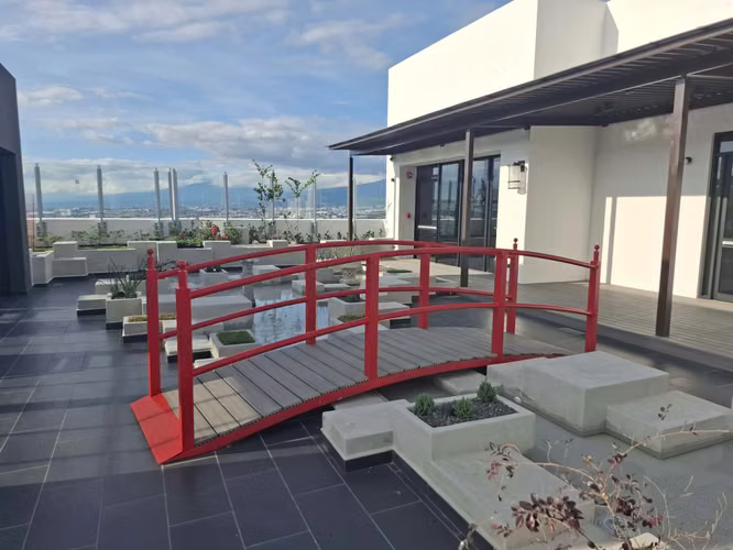Alquiler de apartamento con excelente vista en Núcleo Sabana