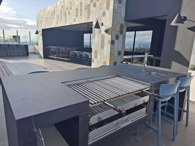 Alquiler de apartamento con excelente vista en Núcleo Sabana