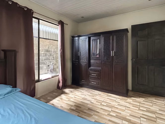 Venta de propiedad con 2 casas en Guápiles - Imagen 16