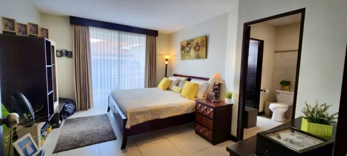 ¡Oportunidad! Venta Casa en Condominio de solo 10 unidades, Rohrmoser, San José - Imagen 9