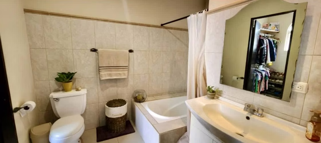 ¡Oportunidad! Venta Casa en Condominio de solo 10 unidades, Rohrmoser, San José - Imagen 10