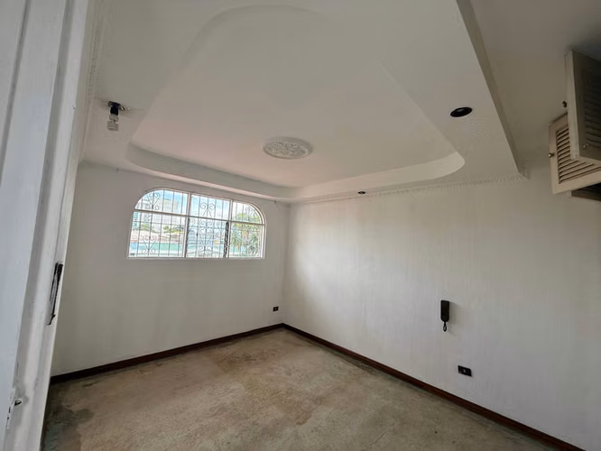 Se vende casa en Sabana, Sabana Sur
