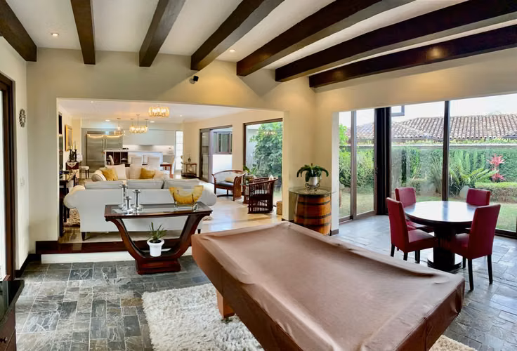 SE VENDE CASA EN ESCAZU JABONCILLOS