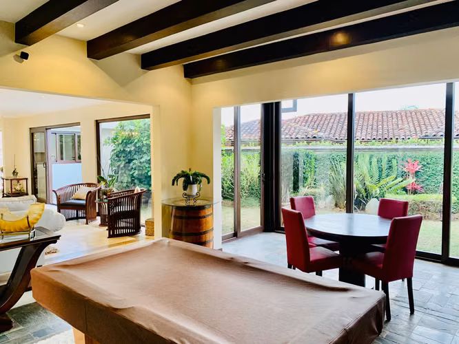 SE VENDE CASA EN ESCAZU JABOCILLOS $685000
