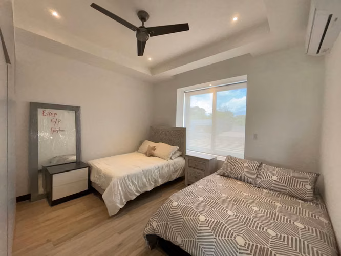 VENTA DE CASA EN CONDOMINIO - LOS REYES - LA GUACIMA - PARA INVERSION