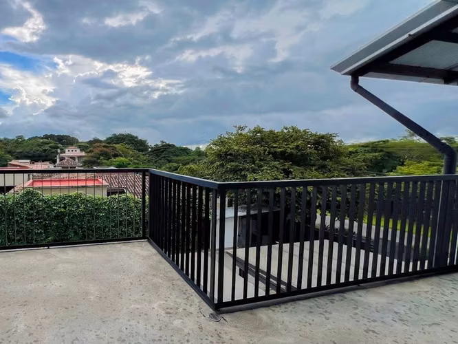 VENTA DE CASA EN CONDOMINIO LOFT - SANTA ANA