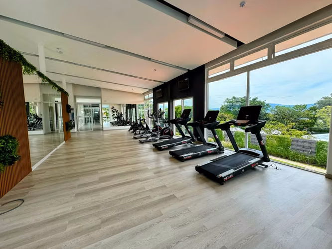 VENTA DE CASA PARA ESTRENAR RÍO ORO, SANTA ANA*