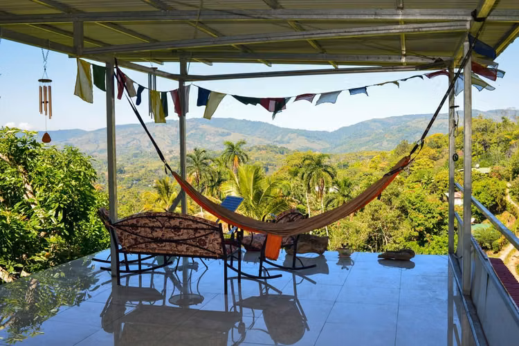Propiedad en venta con Vistas al Valle del General – Ideal para Vivir o Invertir - Imagen 6
