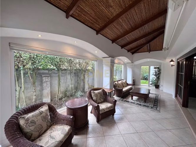 Vendo Hermosa Casa en Lindora de Santa Ana - Imagen 10