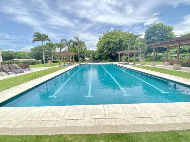 La Hacienda Santa Ana, Casa Miami Contemporánea 1 solo nivel y piscina