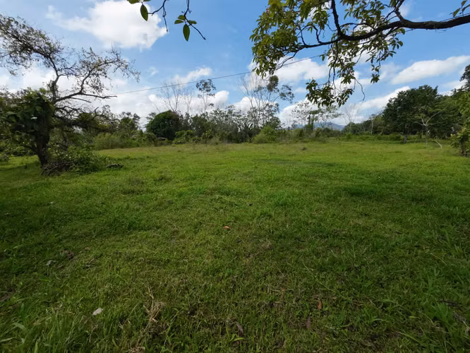 Terreno en Venta en Chachagua
