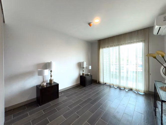 ALQUILER O VENTA DE APARTAMENTO EN CONDOMINIO - ESCAZU*
