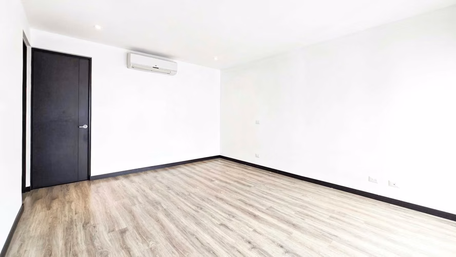 ALQUILER DE CASA EN POZOS DE SANTA ANA * - Imagen 7