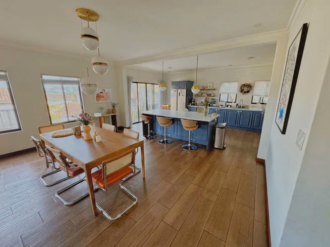VENTA DE CASA EN CERRO ALTO ESCAZÚ