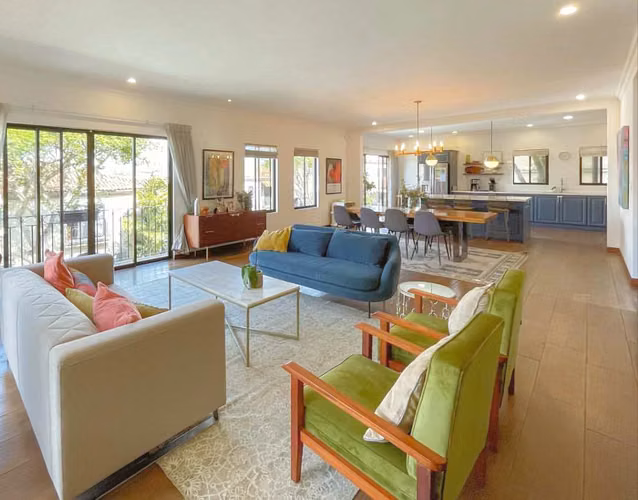 VENTA DE CASA EN CERRO ALTO ESCAZÚ