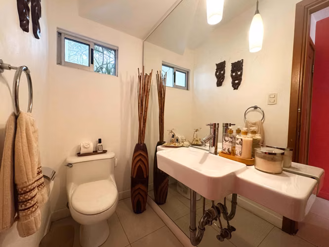 VENTA DE CASA EN EL CENTRO DE SANTA ANA  - Imagen 10