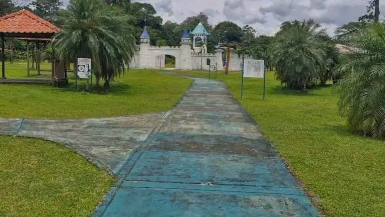 Balneario en Limón, Pococí, Guápiles, La Colonia