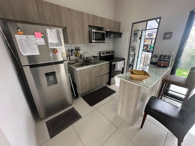 ¡Se vende casa de una sola planta en Condominio  Robles de Lindora Pozos Santa Ana - Imagen 8