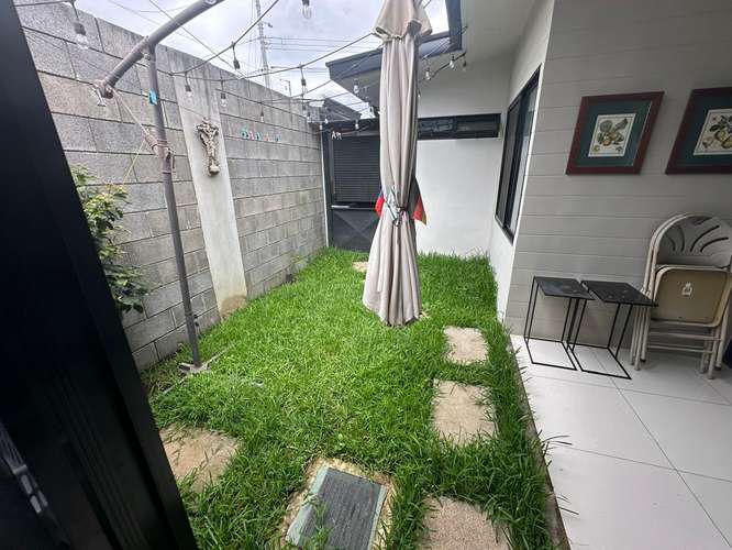 ¡Se vende casa de una sola planta en Condominio  Robles de Lindora Pozos Santa Ana - Imagen 13