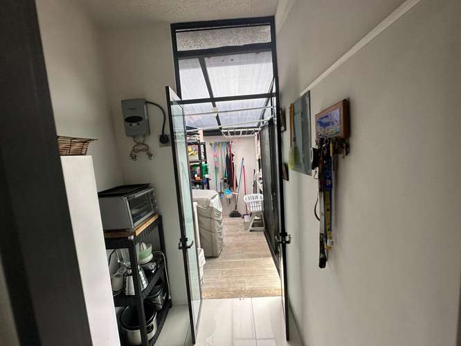 ¡Se vende casa de una sola planta en Condominio  Robles de Lindora Pozos Santa Ana - Imagen 12