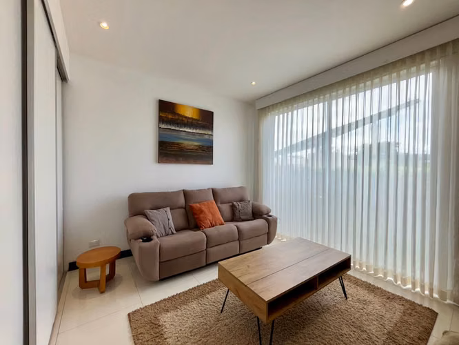 VENTA DE APARTAMENTO EN PRIMER PISO - CONDOMINIO - SANTA ANA